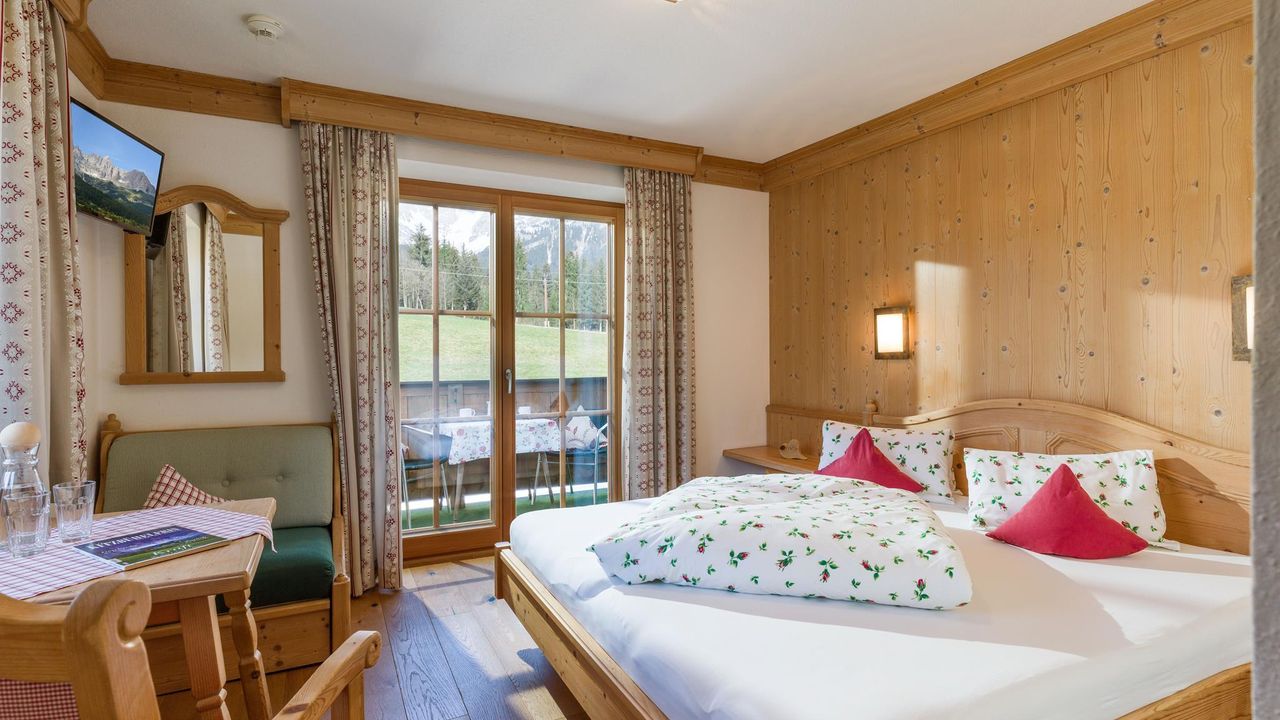 Kaiserblick Zimmer mit Schlafsofa Kaiserblick Zimmer mit Schlafsofa